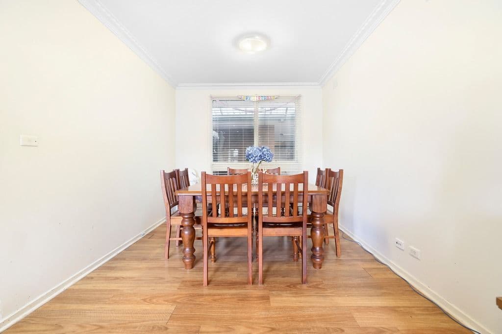 27 Strathmore Crescent, Hoppers Crossing VIC 3029, Hoppers Crossing - Thumbnail 4