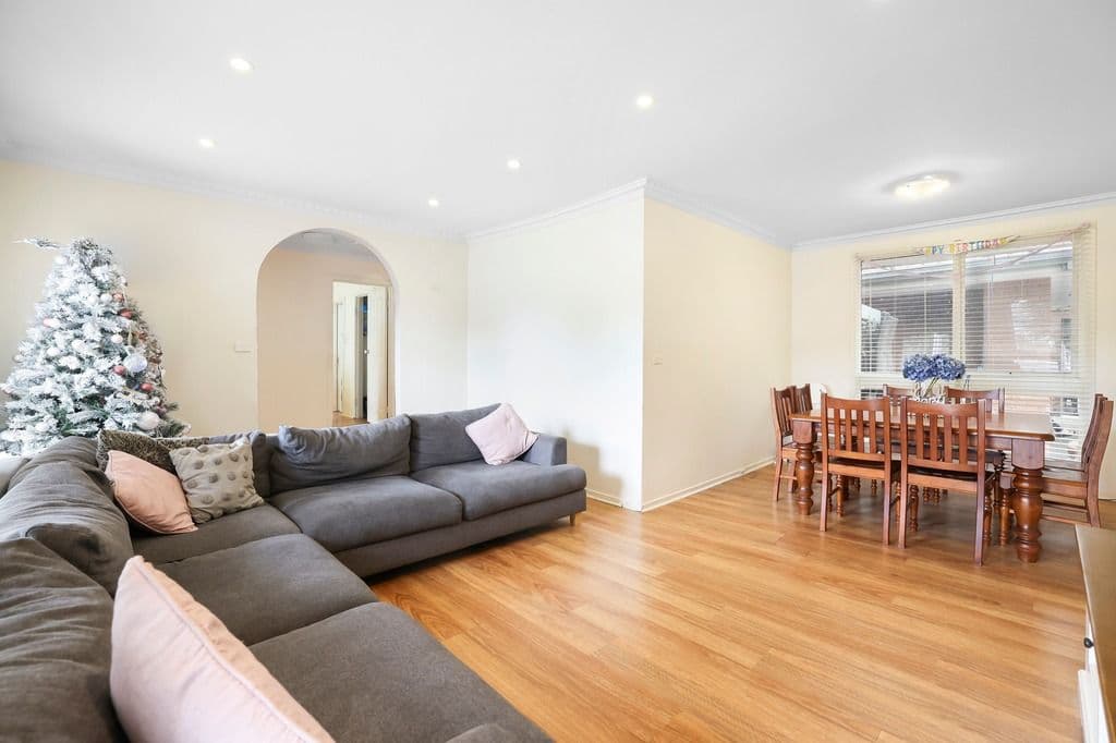27 Strathmore Crescent, Hoppers Crossing VIC 3029, Hoppers Crossing - Thumbnail 5