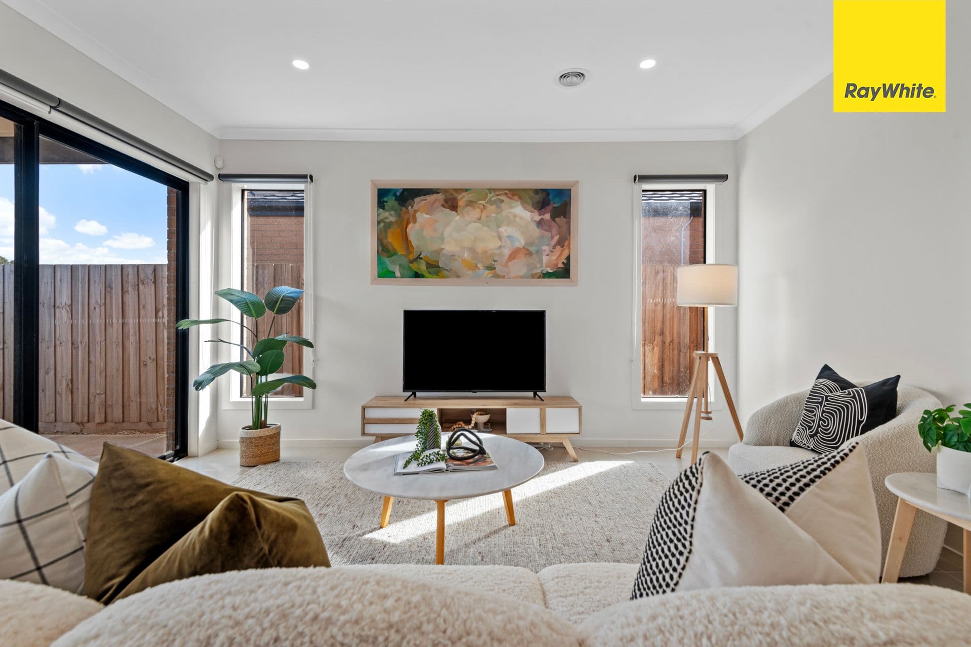 8 Dhalla Street, THORNHILL PARK VIC 3335, Thornhill Park - Thumbnail 6