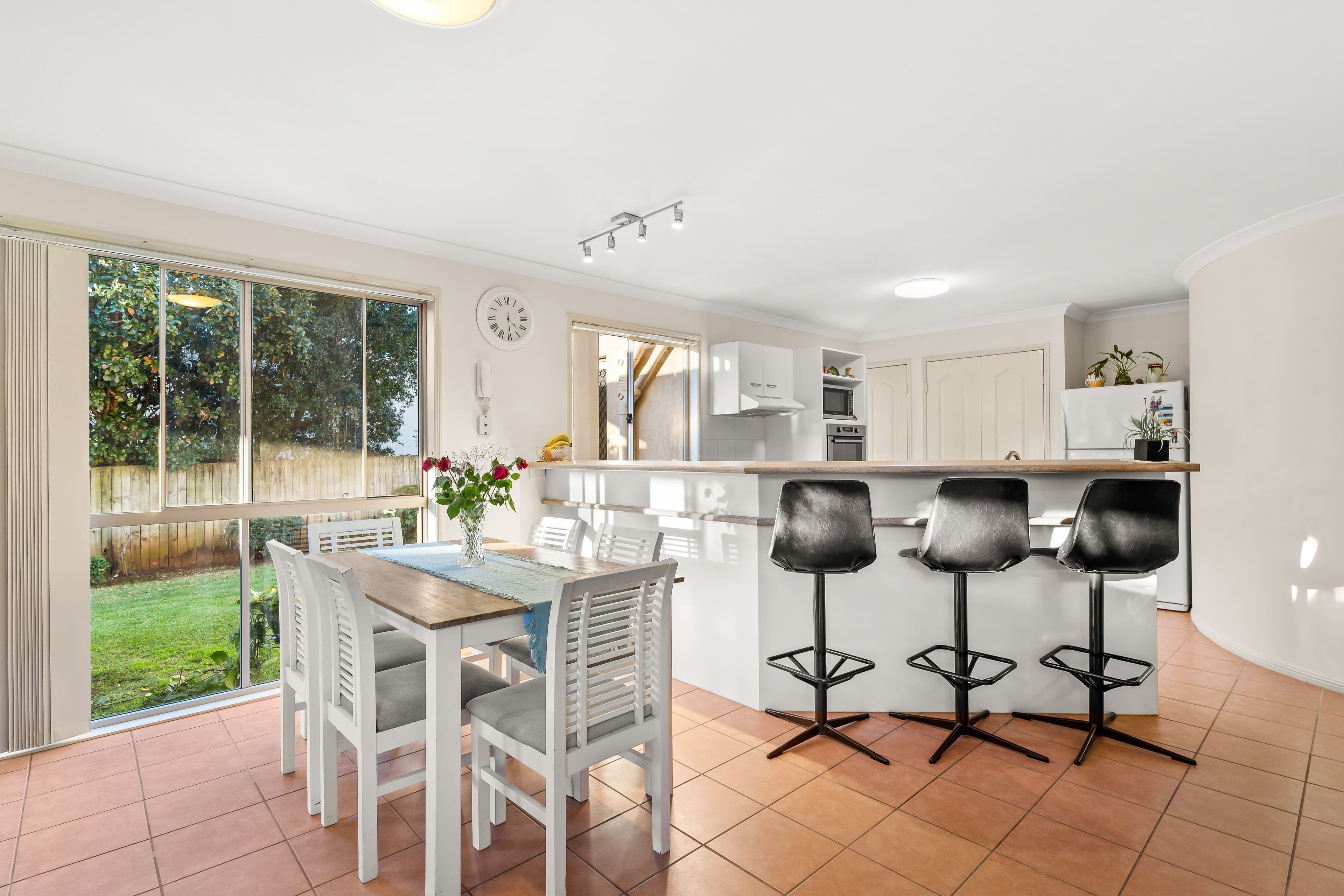 8 John Paul Drive, Daisy Hill QLD 4127, Daisy Hill - Thumbnail 6
