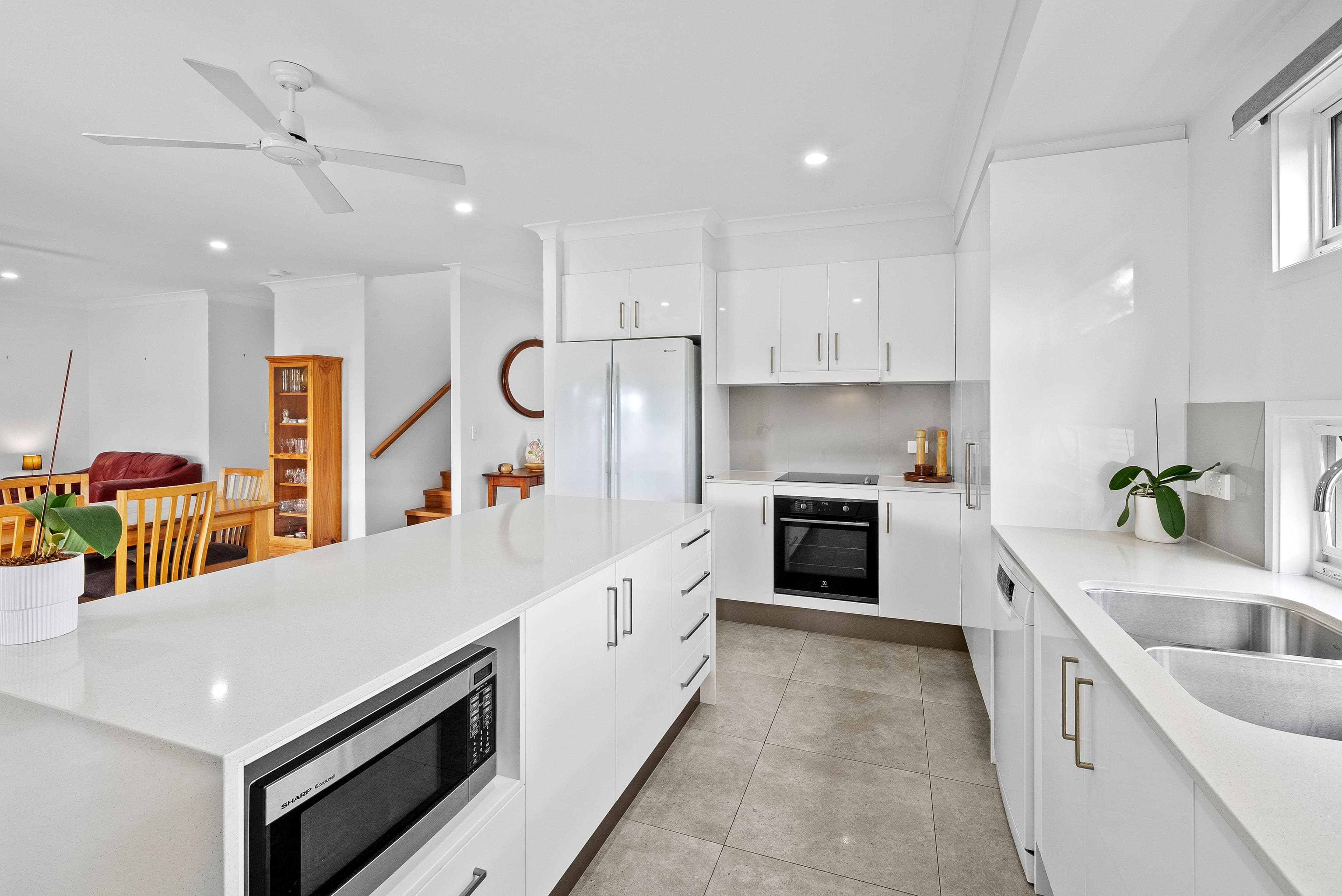 41 Sapphire Place, Elanora QLD 4221, Elanora - Thumbnail 6