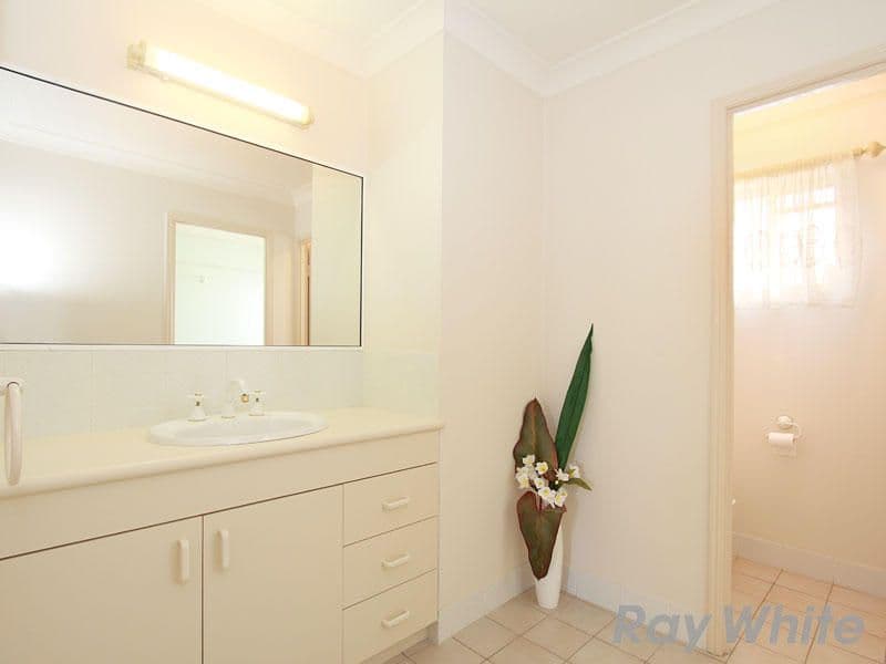 21 Saturn Crescent, BRIDGEMAN DOWNS QLD 4035, Bridgeman Downs - Thumbnail 8