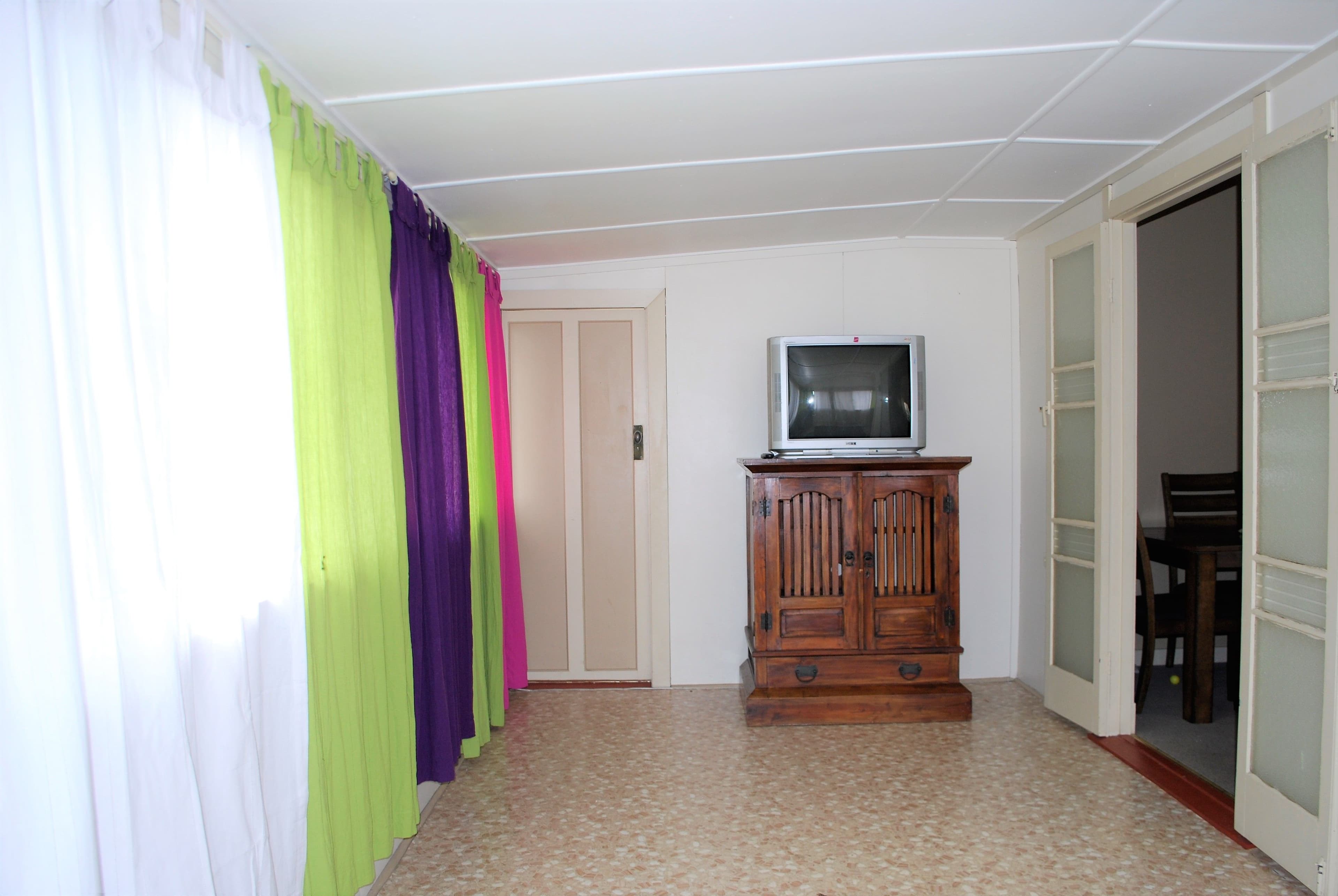 8 Greenham Street, Raceview QLD 4305, Raceview - Thumbnail 5