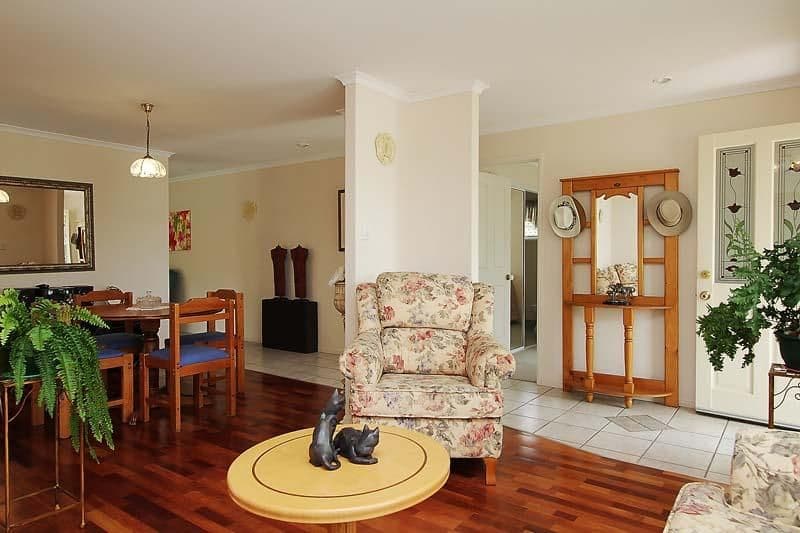5 Michael Court, OORALEA QLD 4740, Ooralea - Thumbnail 2