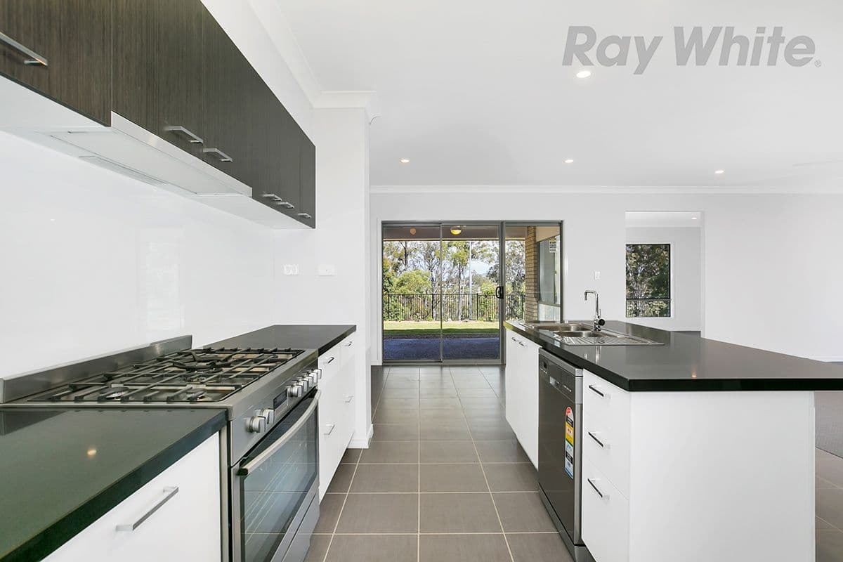 11 Scenic Street, Kuraby QLD 4112, Kuraby - Thumbnail 2