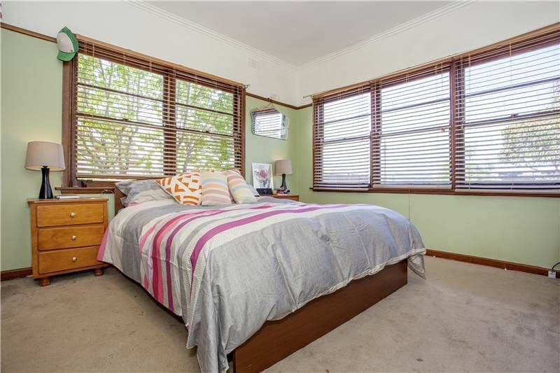 90 Vines Road, HAMLYN HEIGHTS VIC 3215, Hamlyn Heights - Thumbnail 4