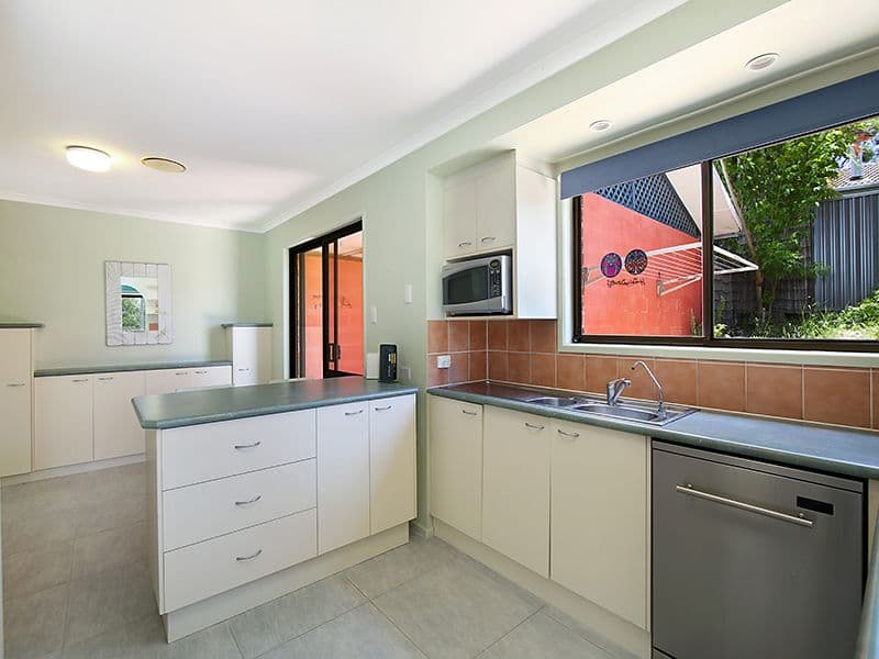 27 San Fernando Drive, Worongary QLD 4213, Worongary - Thumbnail 4