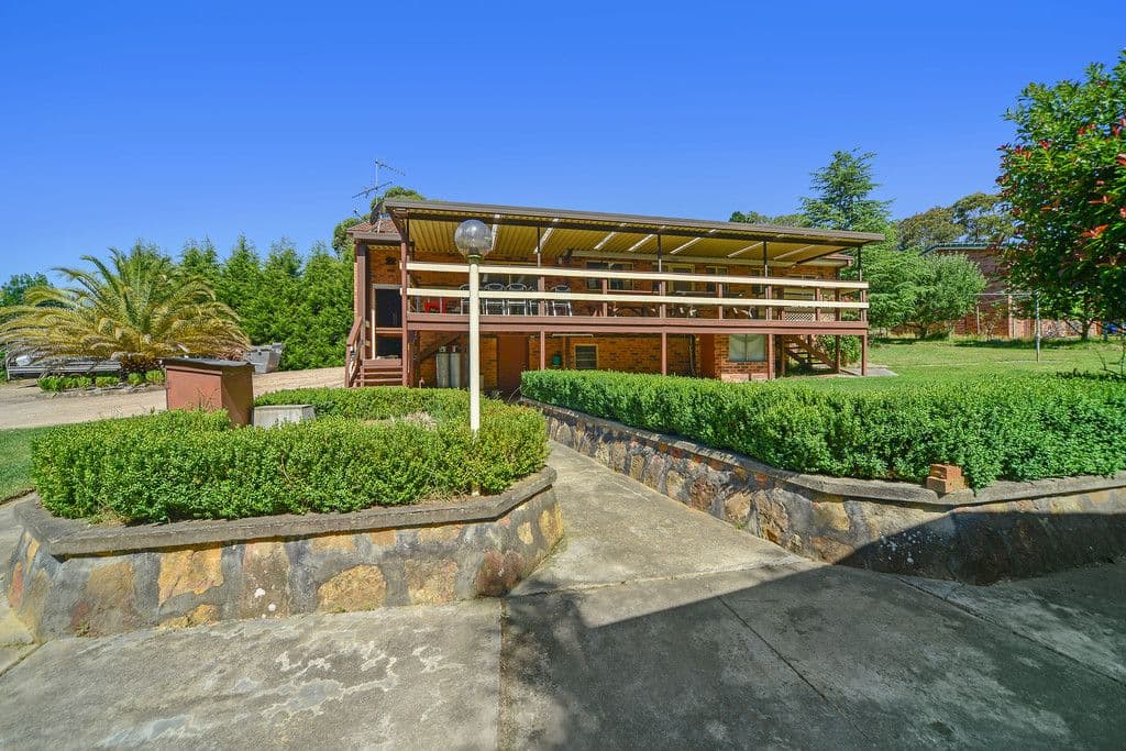 2 Callistemon Avenue, Hill Top - Thumbnail 8