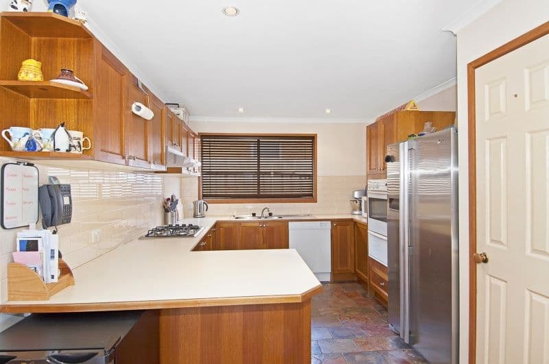 22 Parkdale Drive, CARRUM DOWNS VIC 3201, Carrum Downs - Thumbnail 3