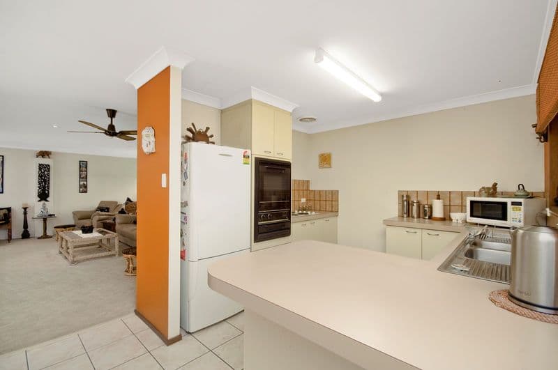 54 Bienvenue Drive, CURRUMBIN WATERS QLD 4223, Currumbin Waters - Thumbnail 5