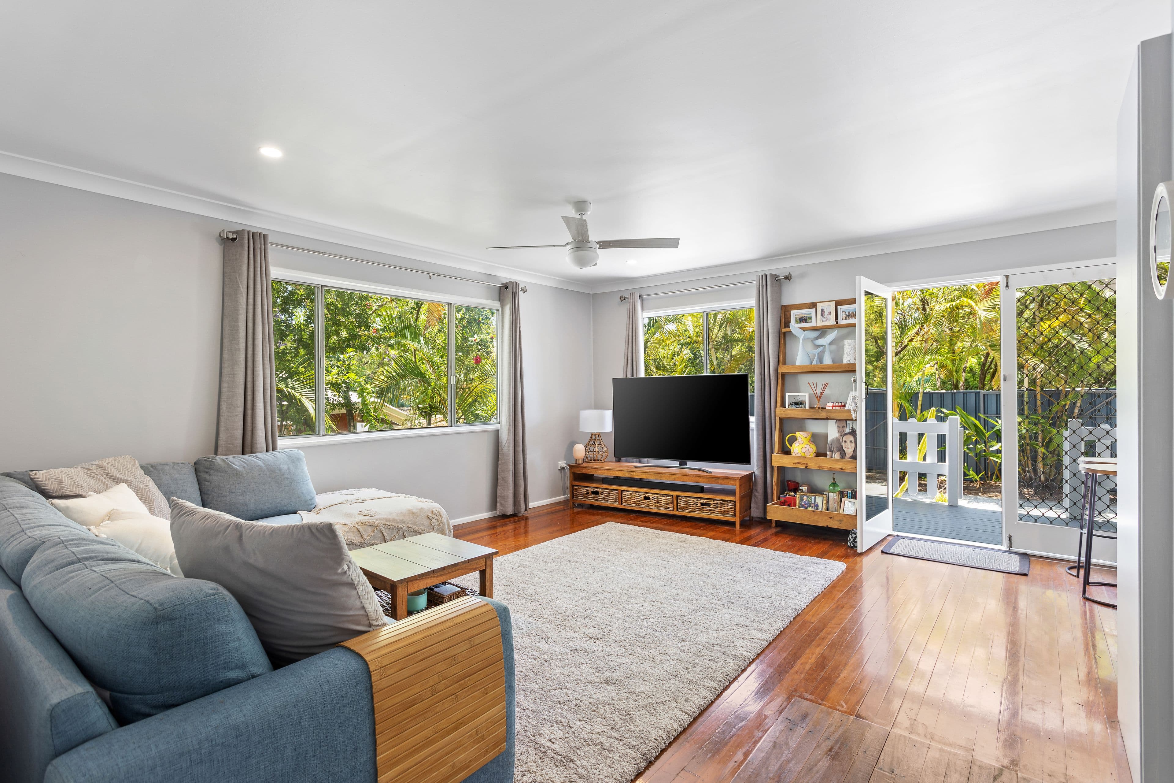 25 Larwon Terrace, Southport QLD 4215, Southport - Thumbnail 2