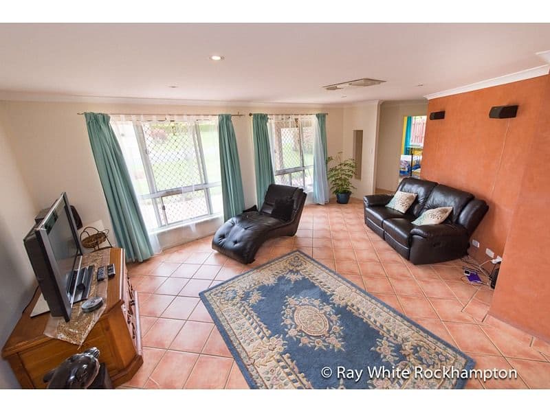 28 Anna Street, NORMAN GARDENS QLD 4701, Norman Gardens - Thumbnail 4