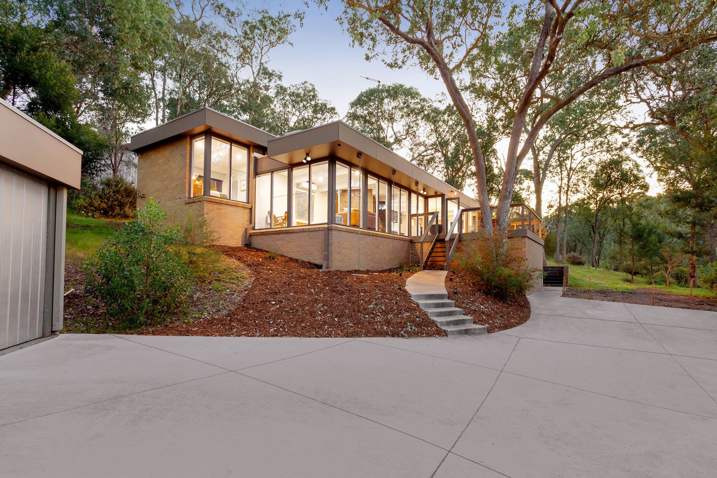 130 Meander Road, Hurstbridge VIC 3099, Hurstbridge - Image 1