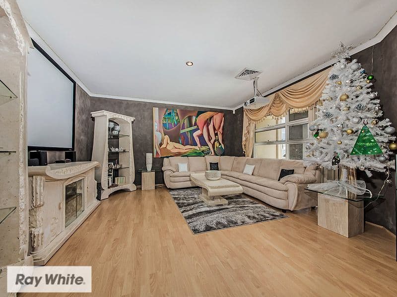 5 Chalkwell Bend, Landsdale WA 6065, Landsdale - Thumbnail 2