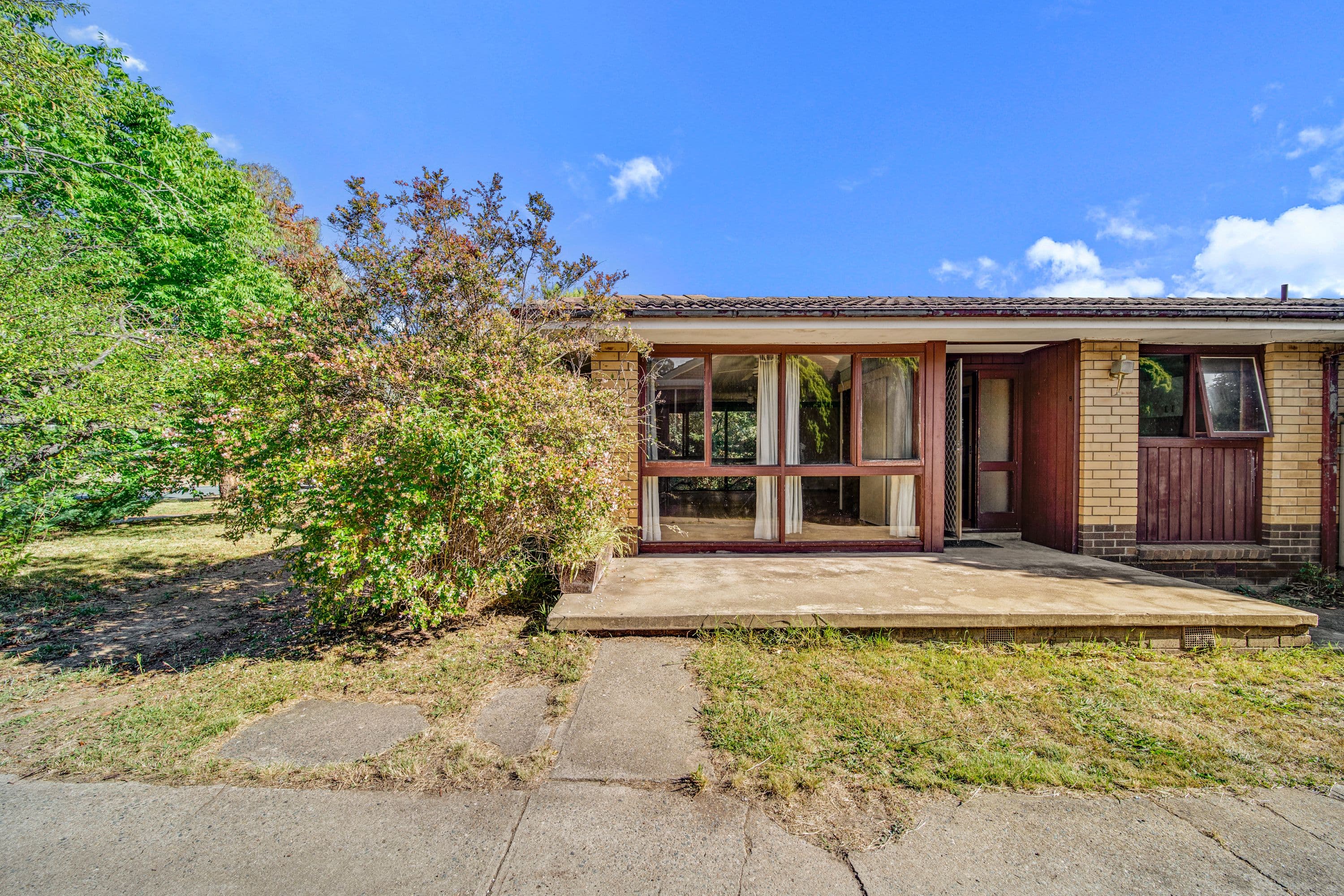 8 Dixon Drive, Holder ACT 2611, Holder - Image 1