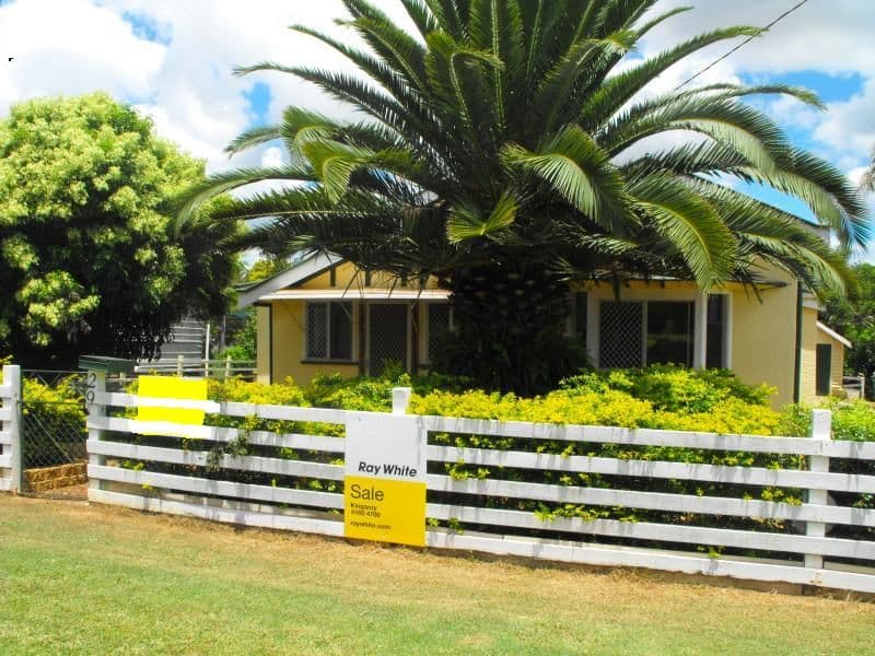 29 Carinya Street, KINGAROY QLD 4610, Kingaroy - Thumbnail 4