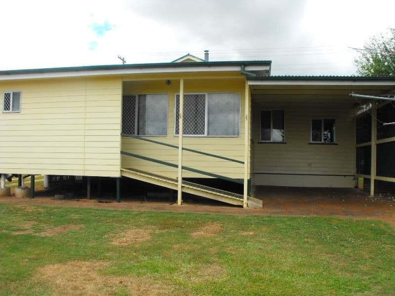 29 Carinya Street, KINGAROY QLD 4610, Kingaroy - Thumbnail 5
