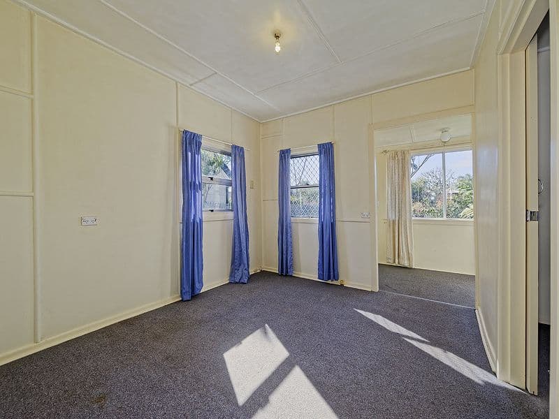 9 McAneny Street, Redcliffe QLD 4020, Redcliffe - Thumbnail 5