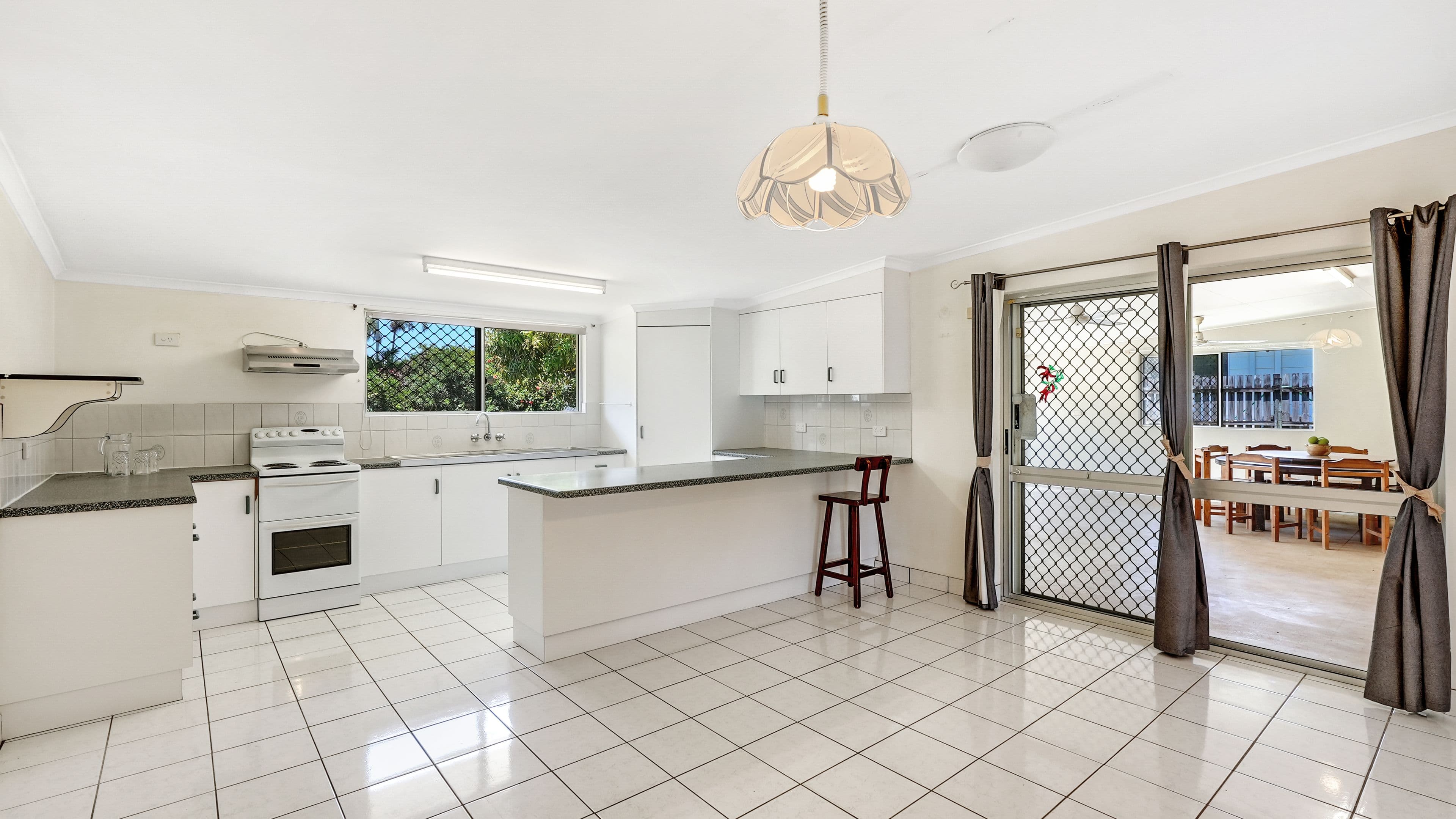 143 Toogood Road, Bayview Heights QLD 4868, Bayview Heights - Thumbnail 3