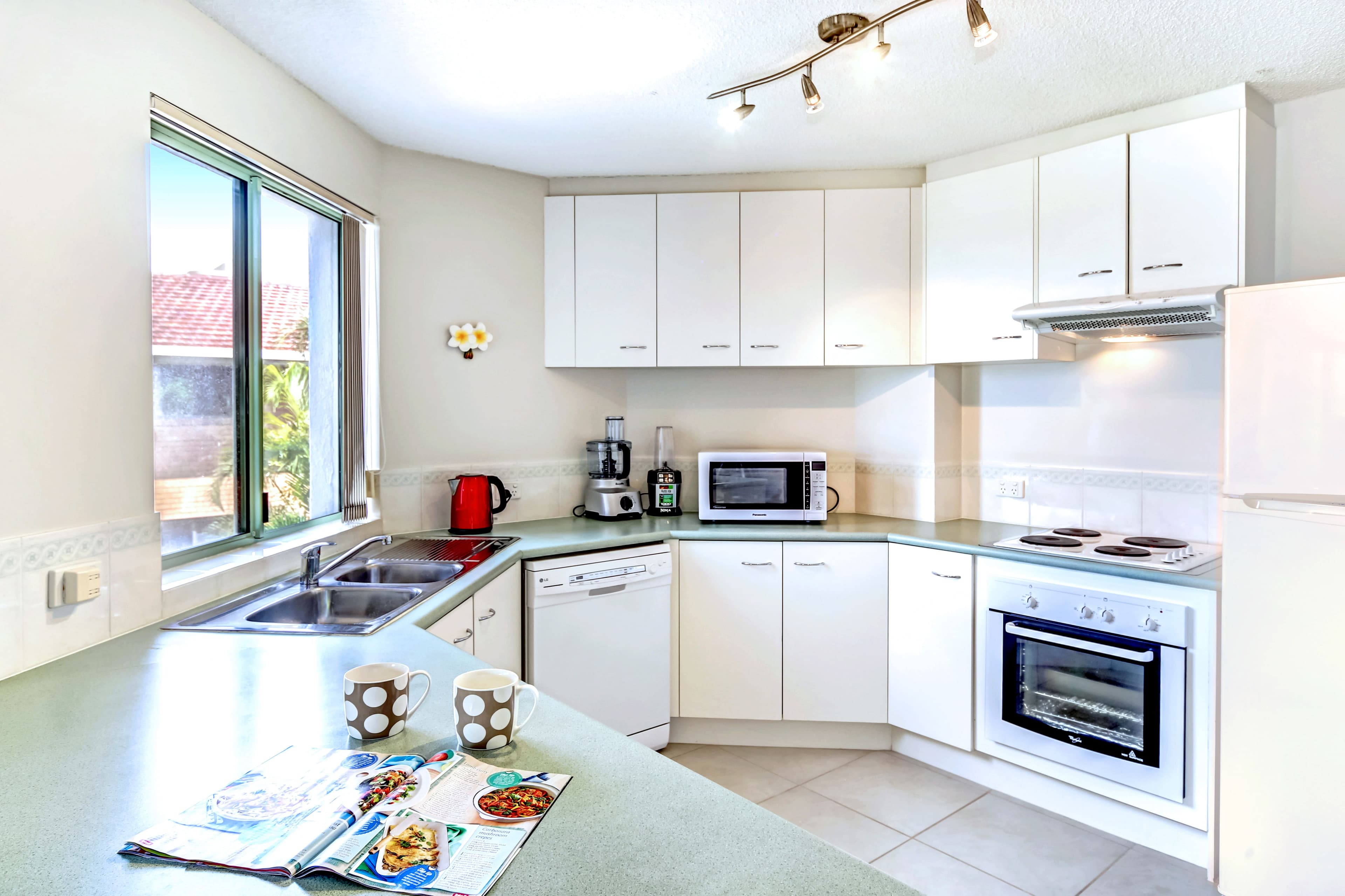 38A King Street, Kings Beach QLD 4551, Kings Beach - Thumbnail 2