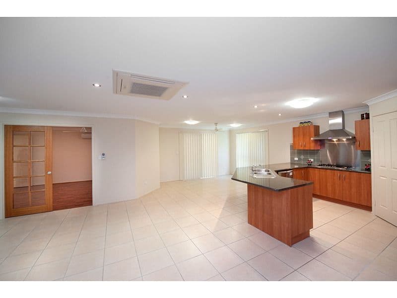 51 Sunset Drive, NORMAN GARDENS QLD 4701, Norman Gardens - Thumbnail 3