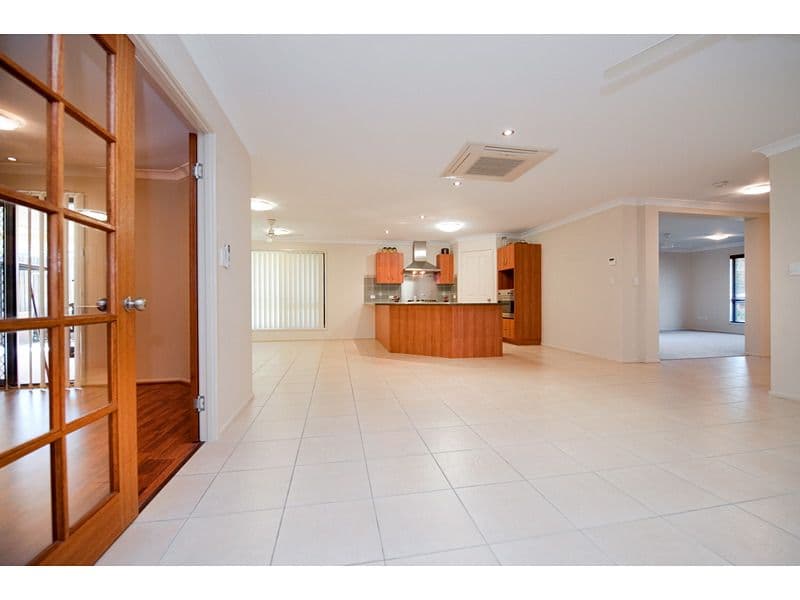 51 Sunset Drive, NORMAN GARDENS QLD 4701, Norman Gardens - Thumbnail 4