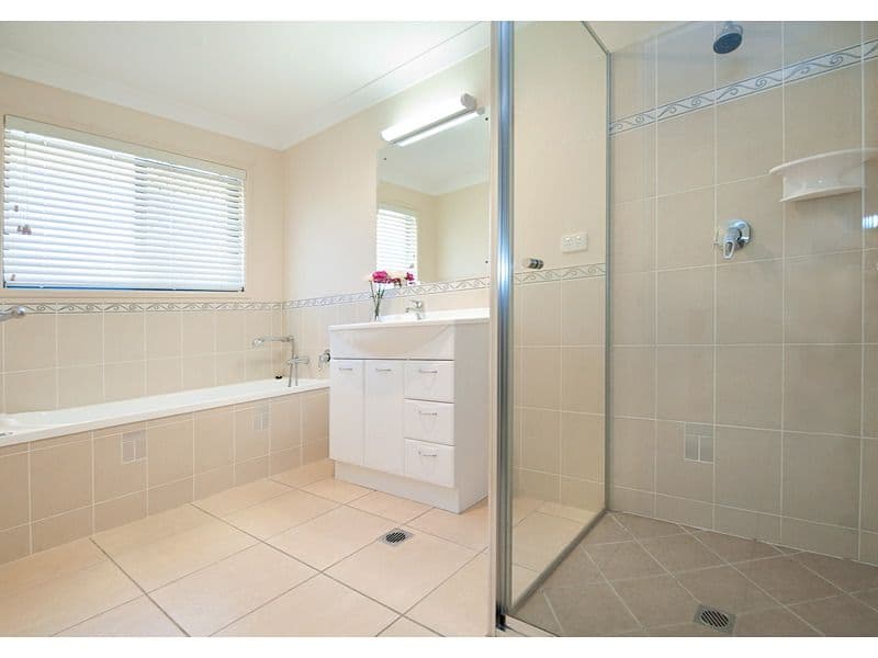 51 Sunset Drive, NORMAN GARDENS QLD 4701, Norman Gardens - Thumbnail 6
