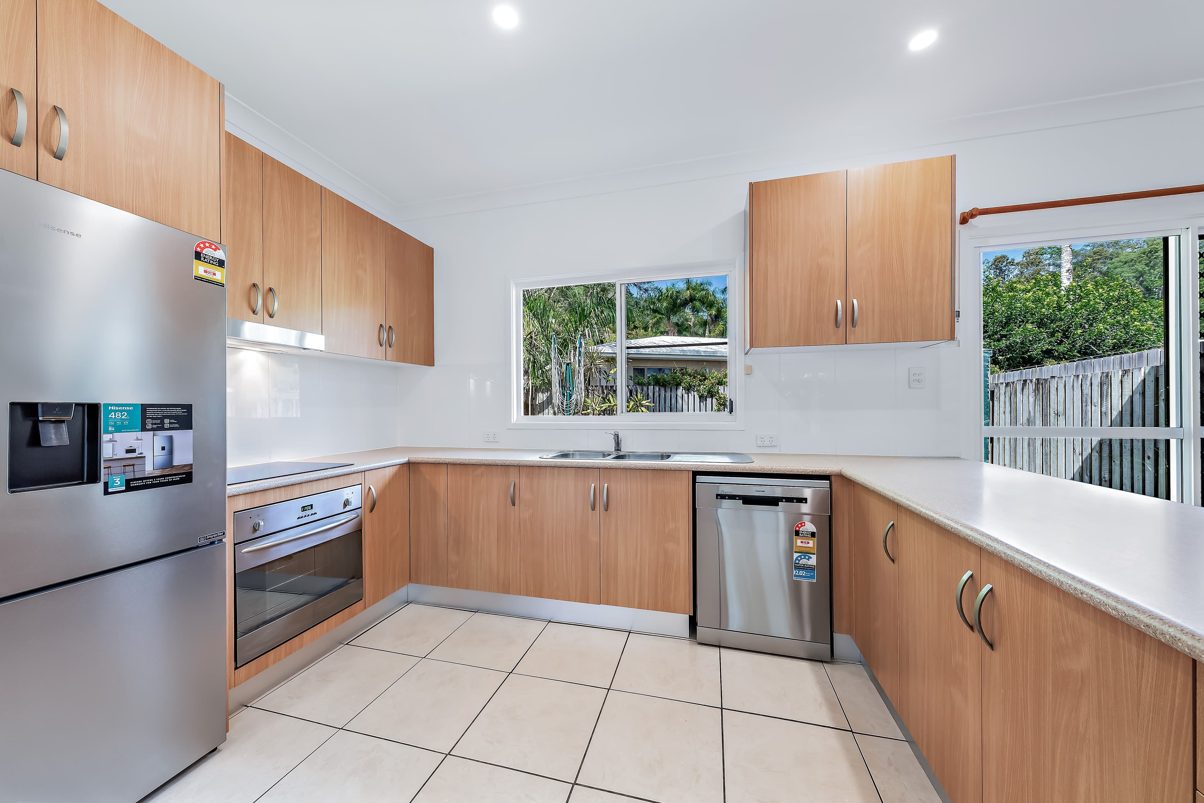 29 Tropic Road, Cannonvale QLD 4802, Cannonvale - Thumbnail 4