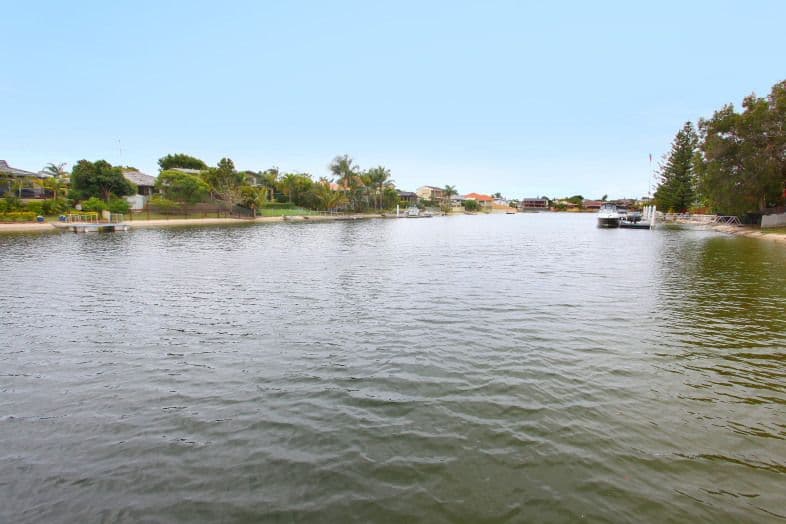 16 Sundowner Court, MERMAID WATERS QLD 4218, Mermaid Waters - Thumbnail 5