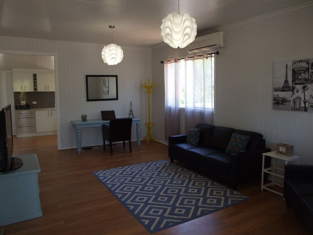 126 Crane Street, Longreach QLD 4730, Longreach - Thumbnail 3