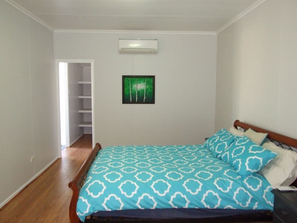 126 Crane Street, Longreach QLD 4730, Longreach - Thumbnail 7