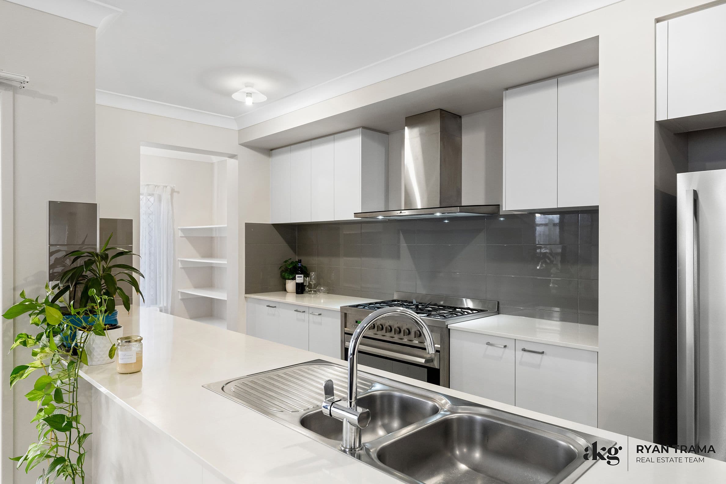 28 Mount Huntley Street, Park Ridge QLD 4125, Park Ridge - Thumbnail 4
