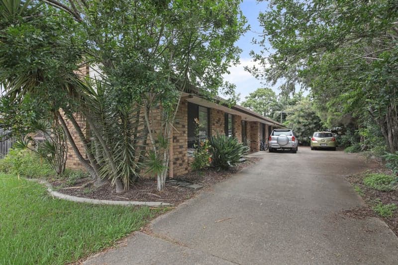 1&2/5 Dowling Court, Caboolture, QLD, 4510, Caboolture - Thumbnail 2