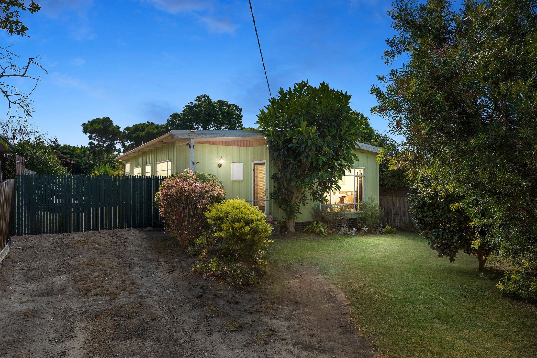 37 Nabilla Avenue, Seaford VIC 3198, Seaford - Image 1