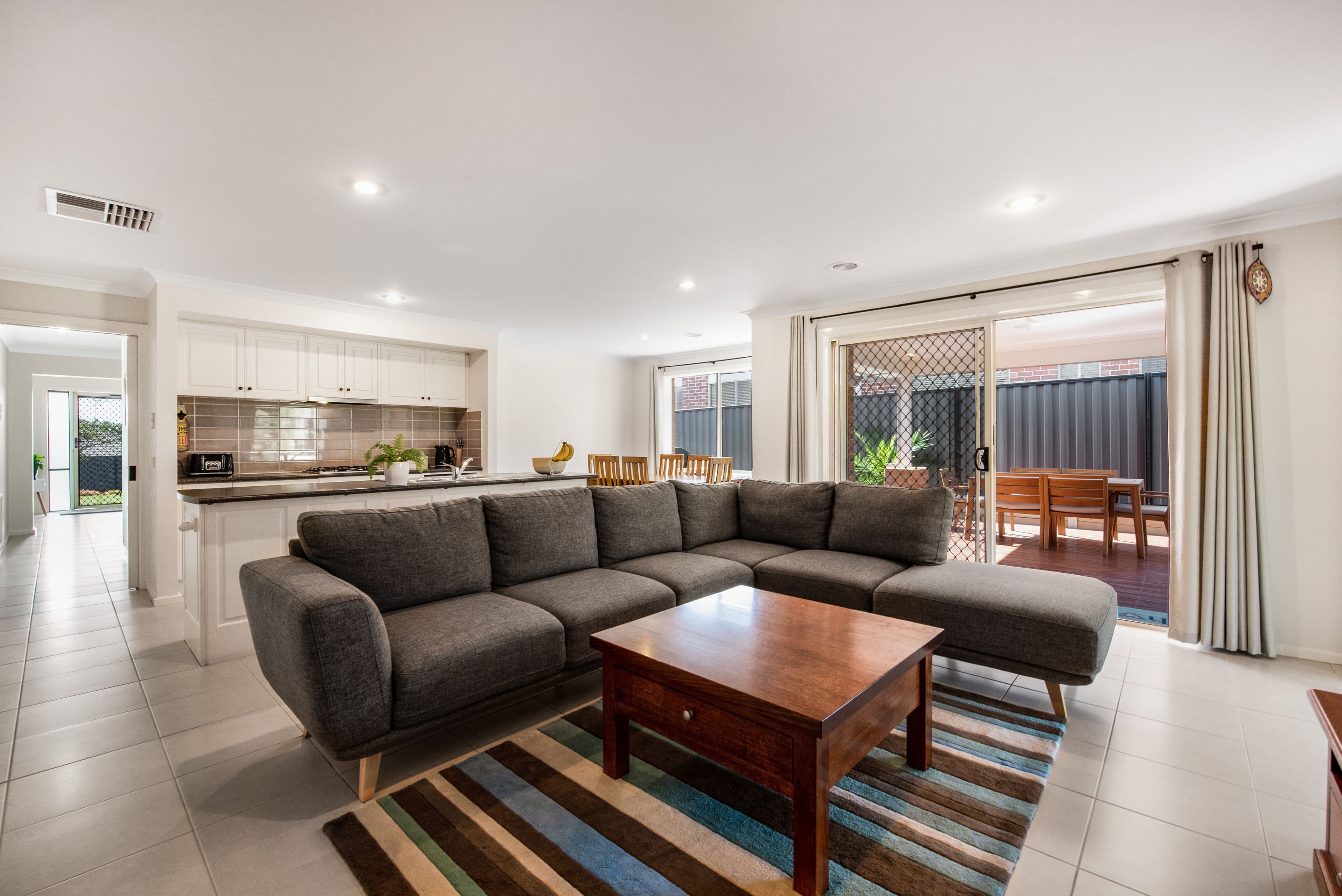 19 Caspian Chase, Pakenham VIC 3810, Pakenham - Thumbnail 5