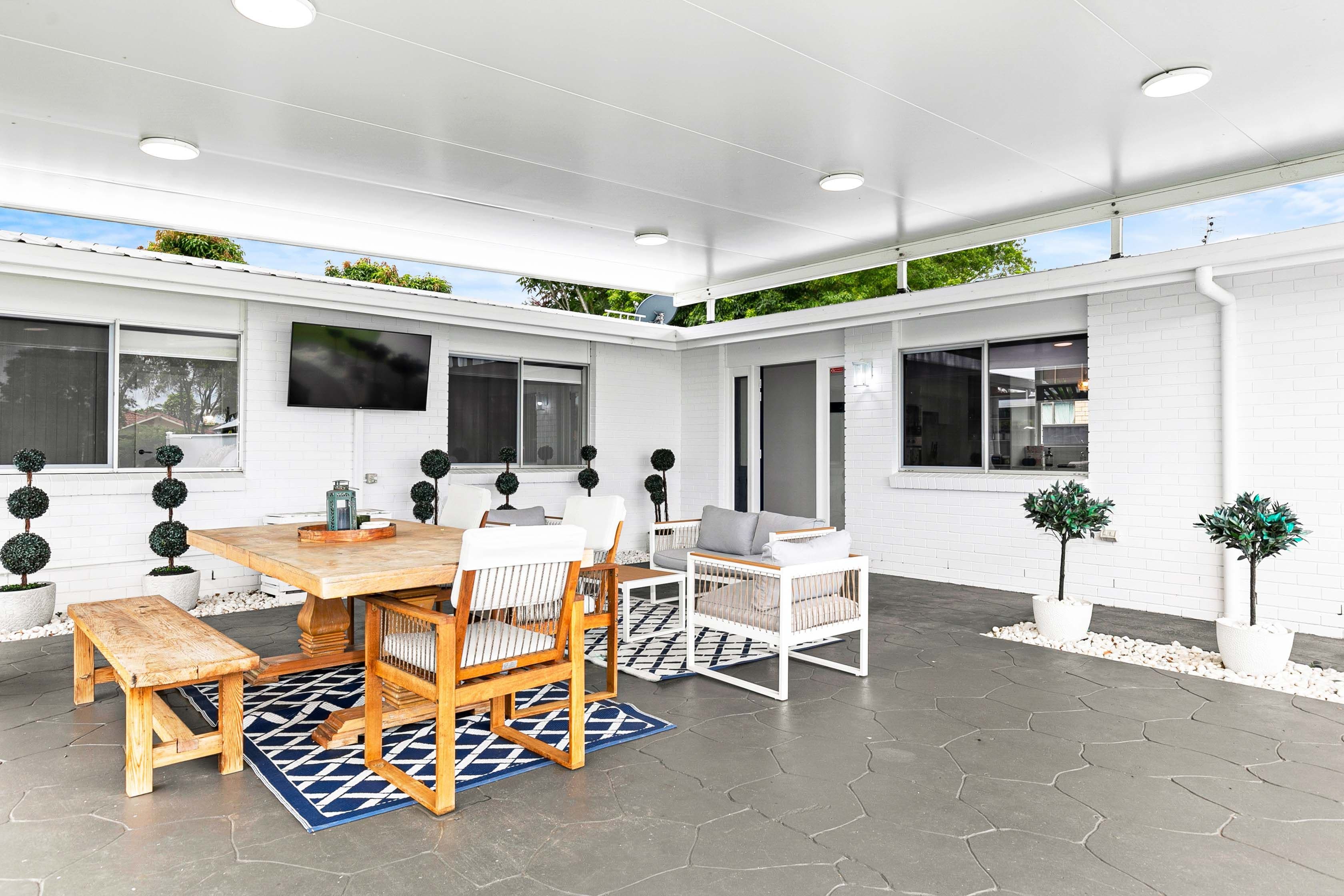 94 Cunningham Street, Urangan QLD 4655, Urangan - Thumbnail 4