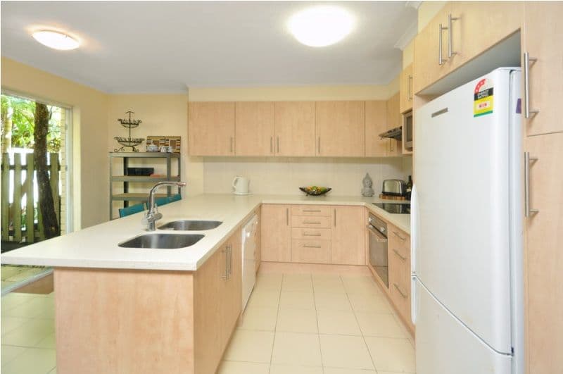 81 Sandford Street, ST LUCIA QLD 4067, St Lucia - Thumbnail 3