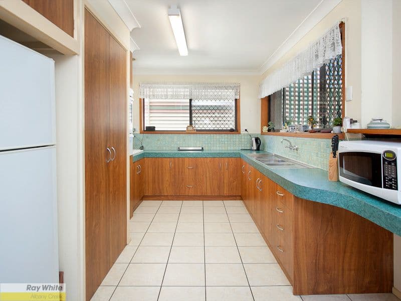 9 Janus Court, EATONS HILL QLD 4037, Eatons Hill - Thumbnail 5