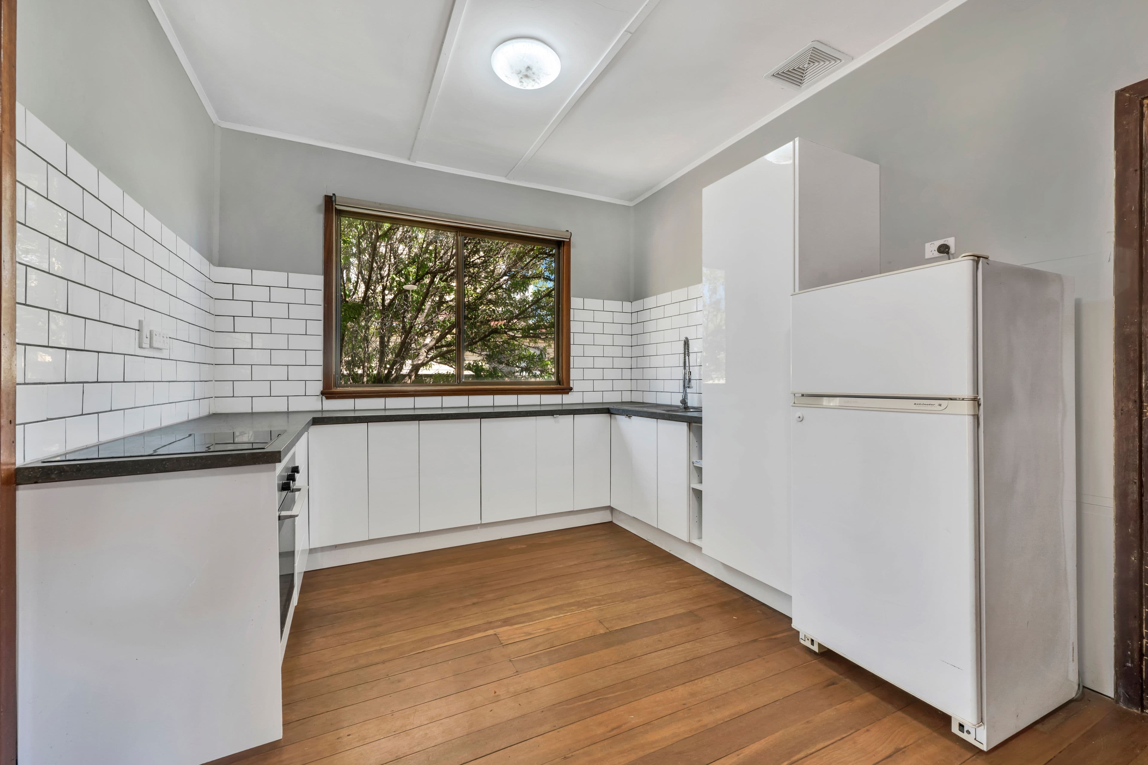 32 Dampier Street, Beachlands WA 6530, Beachlands - Thumbnail 6