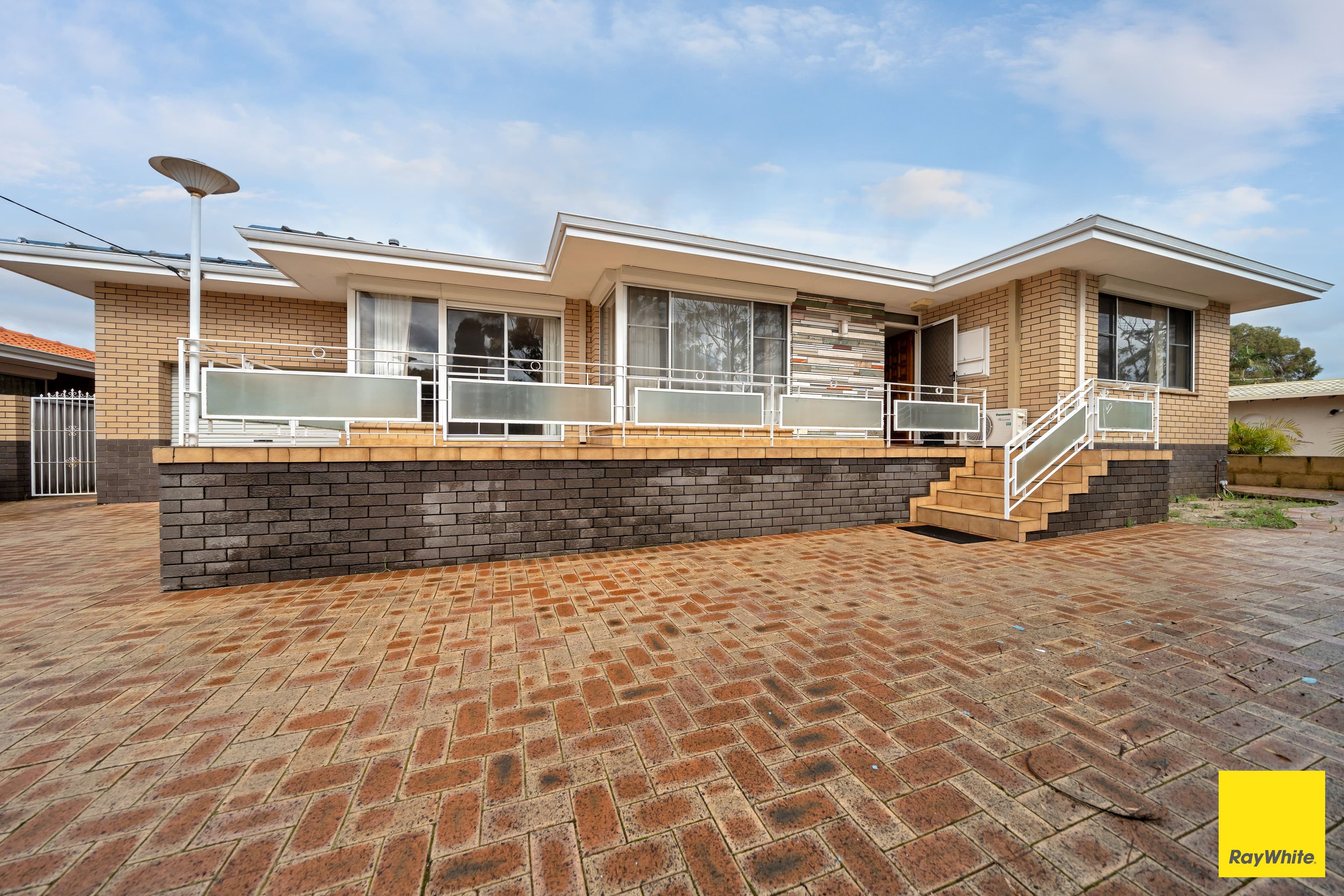 242 Morley Drive, Dianella WA 6059, Dianella - Thumbnail 2
