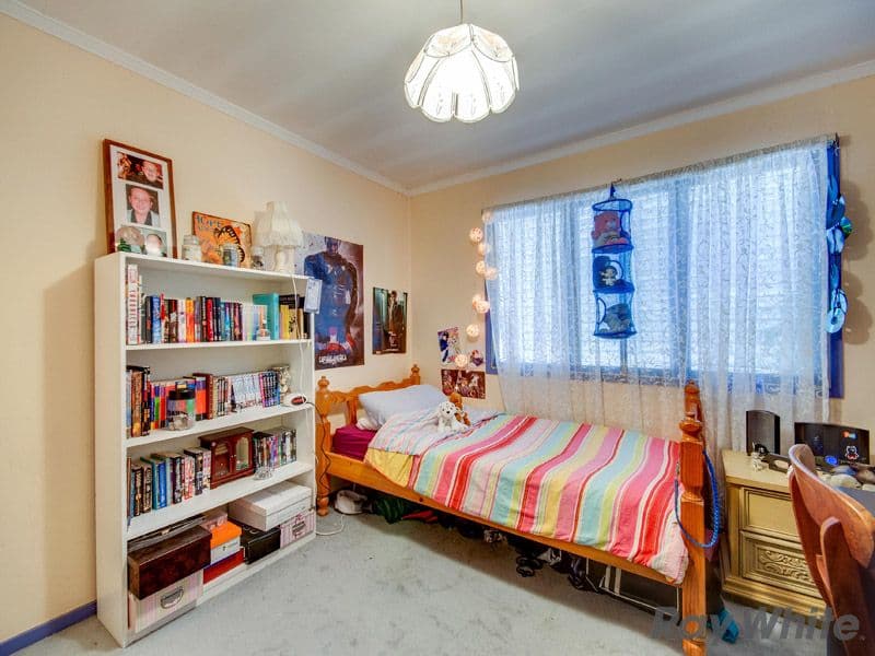 19 Minto Crescent, ARANA HILLS QLD 4054, Arana Hills - Thumbnail 6