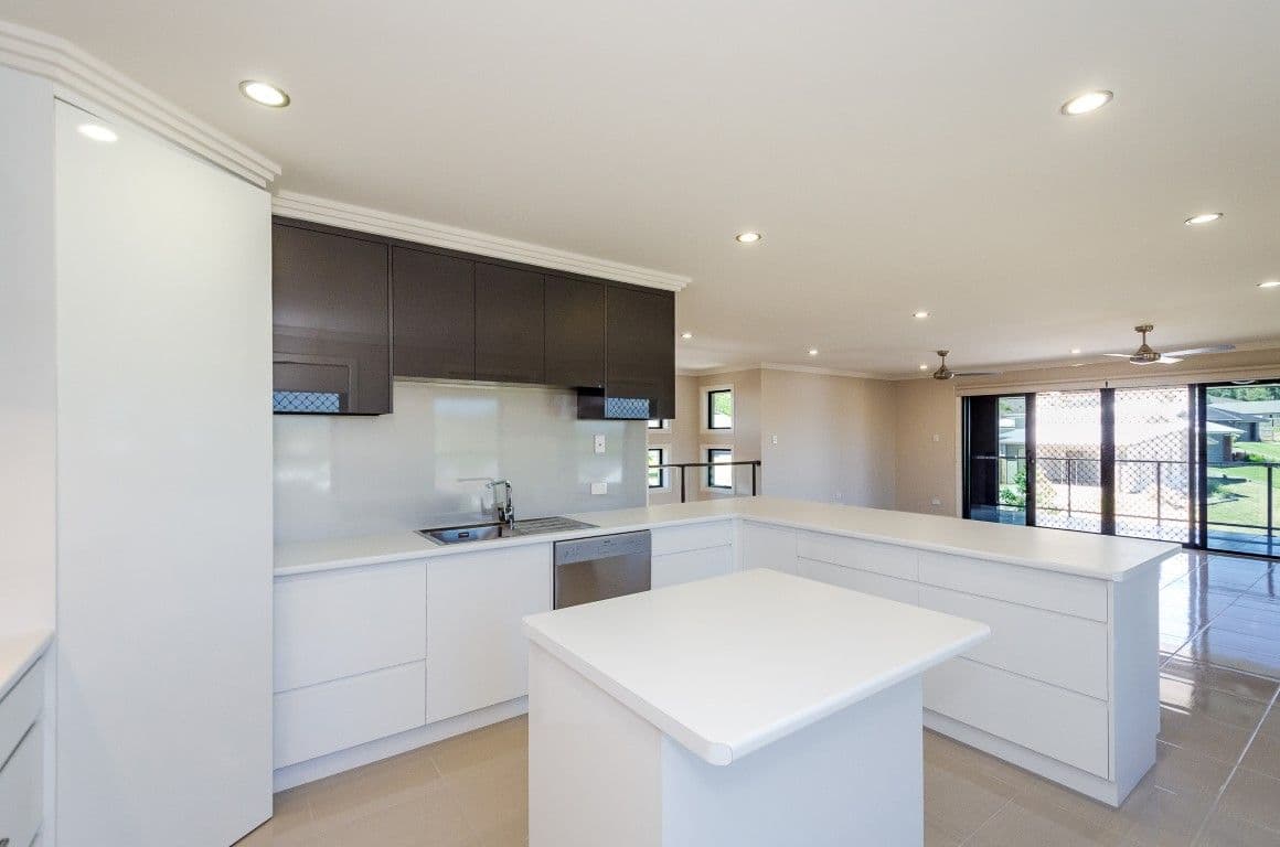 1 Eccles Close, Kirkwood QLD 4680, Kirkwood - Thumbnail 3
