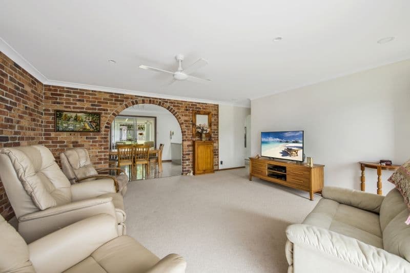 8 Carnation Close, Bateau Bay NSW 2261, Bateau Bay - Thumbnail 3