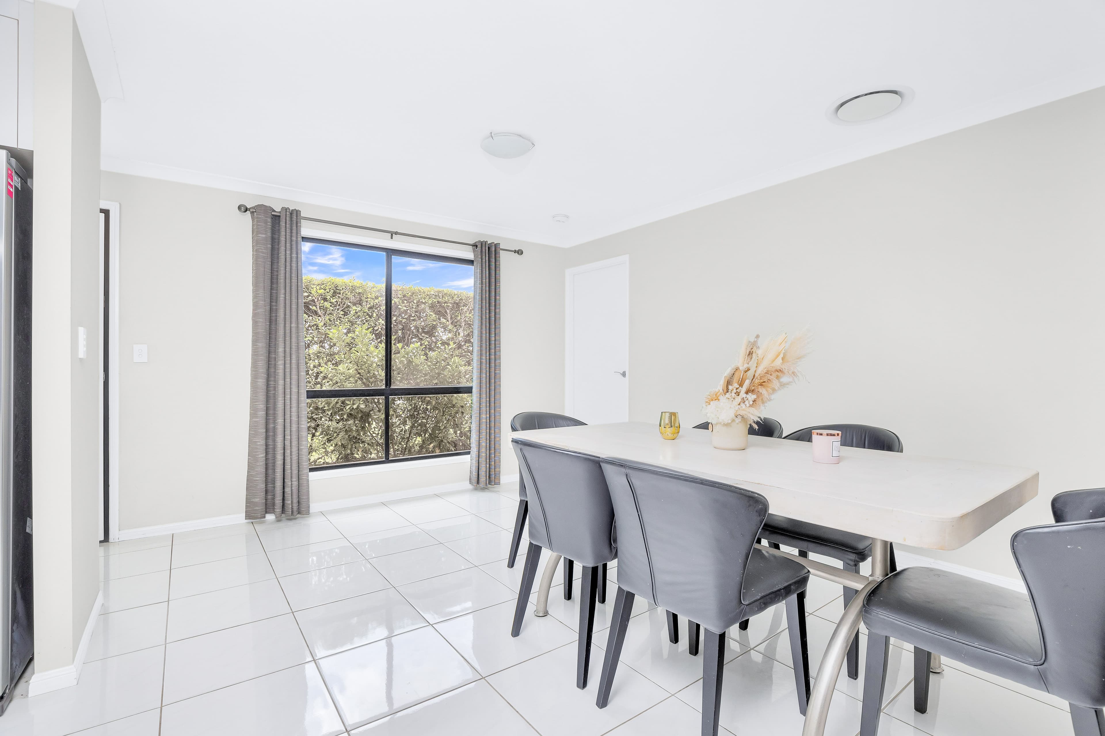 1 Reimers Street, Emerald QLD 4720, Emerald - Thumbnail 8
