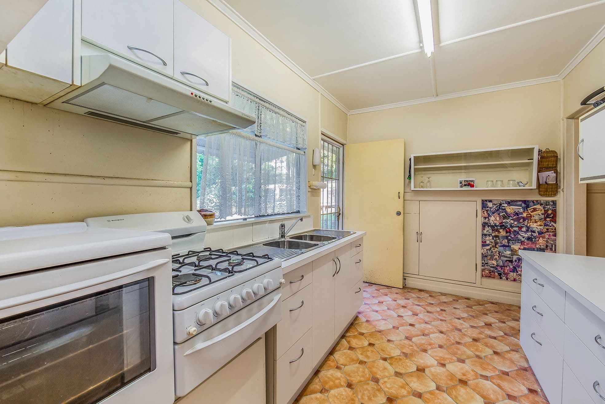 15 Kiama Street, Wavell Heights QLD 4012, Wavell Heights - Thumbnail 6