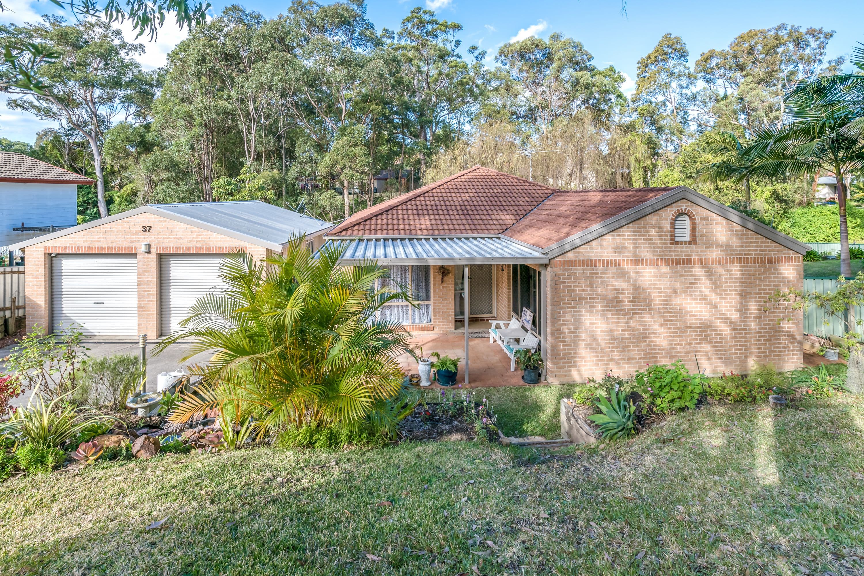 37 Enterprise Way, Woodrising - Image 1