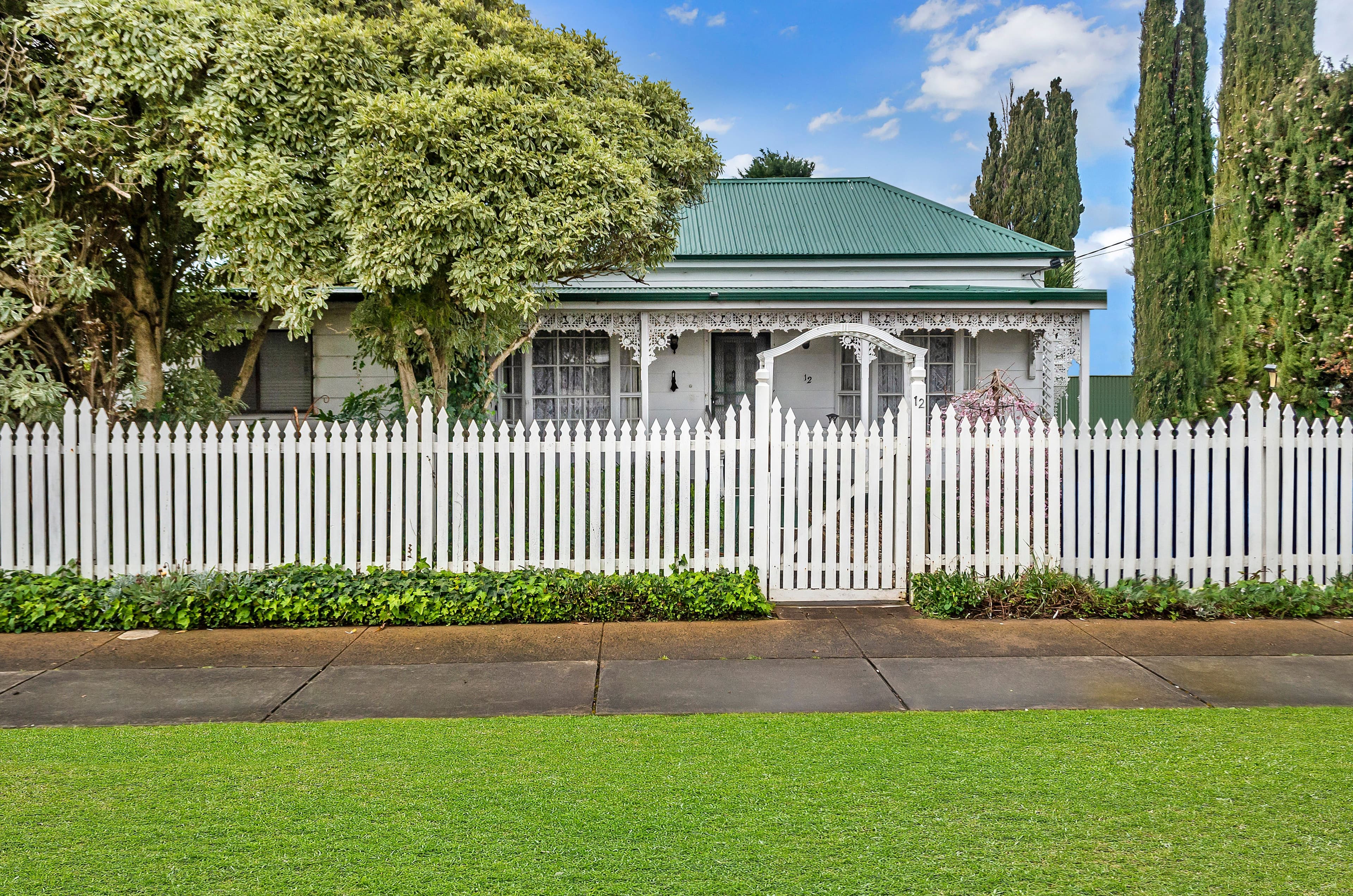 12 Commercial Place, Koroit VIC 3282, Koroit - Image 1