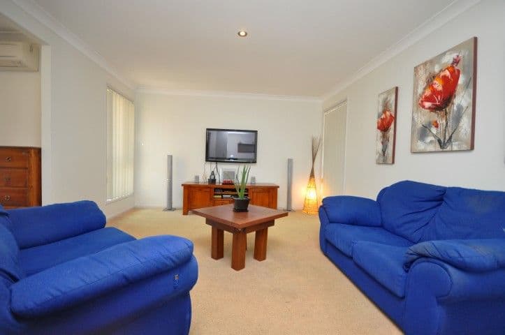 4 Girraween Place, Narangba QLD 4504, Narangba - Thumbnail 3