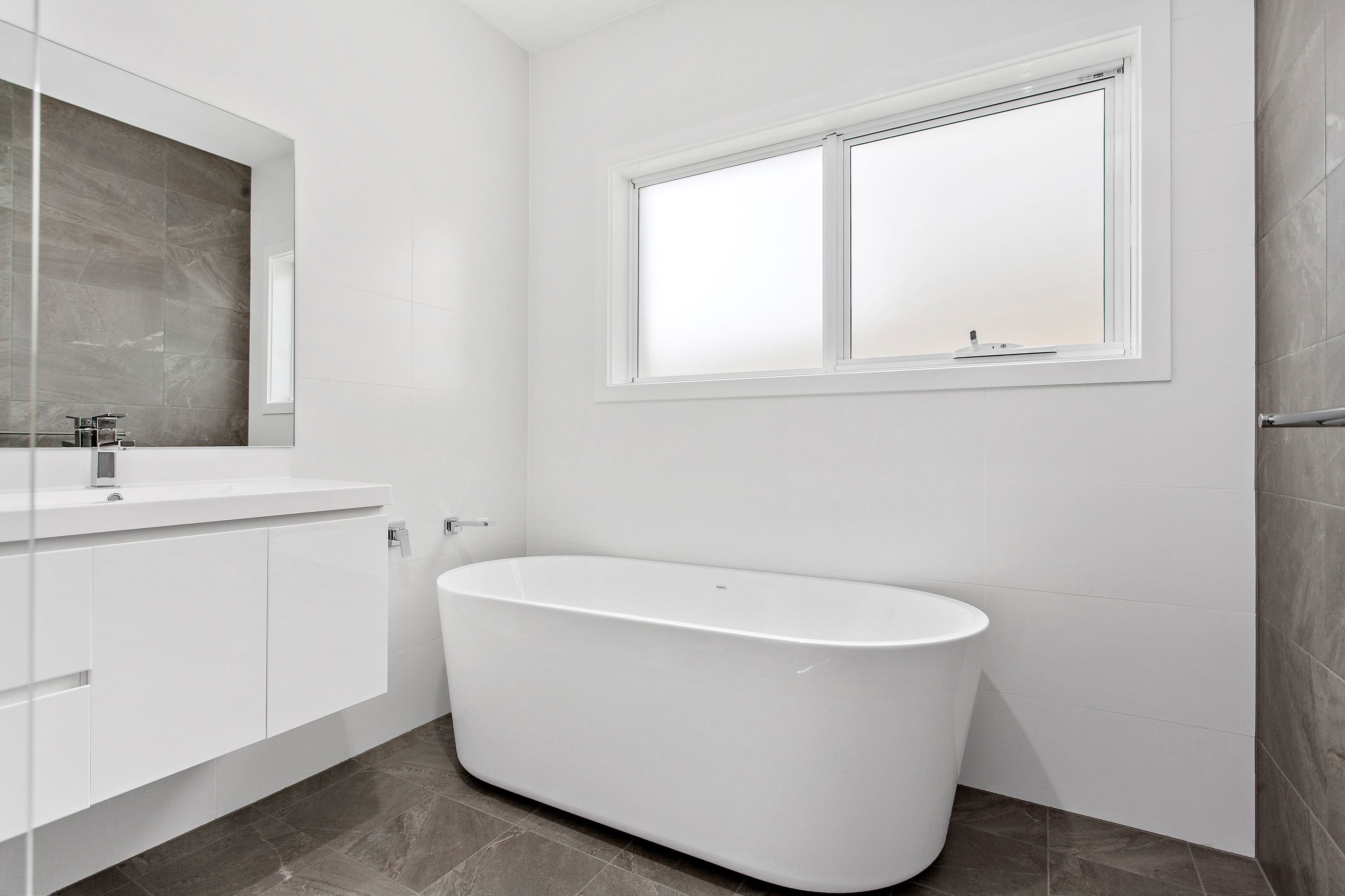 11 Hopetoun Street, Oak Flats - Thumbnail 2
