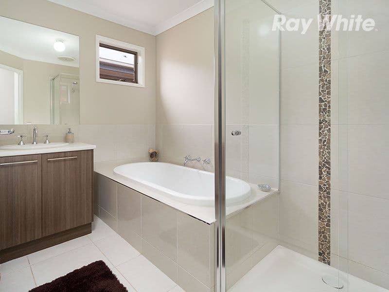 24 MacTier Avenue, WODONGA VIC 3690, Wodonga - Thumbnail 6